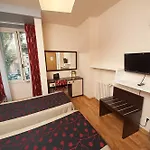 Zero6 Guest house
